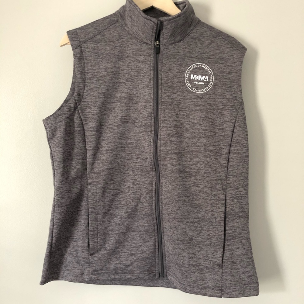 Devon & Jones ladies gray vest Sz XL